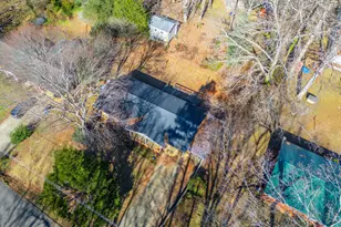 430 W 9th St, Siler City, NC 27344 - Photo 27