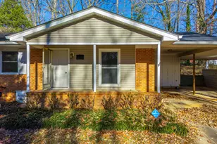 430 W 9th St, Siler City, NC 27344 - Photo 3