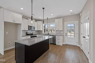 922 Micro Road W, Selma, NC 27576 - Photo 5