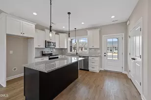 922 Micro Rd W, Selma, NC 27576 - Photo 5