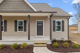 924 Micro Rd W, Selma, NC 27576 - Photo 3