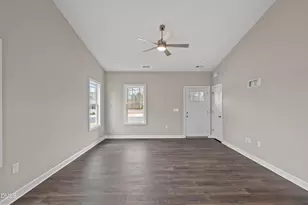 924 Micro Rd W, Selma, NC 27576 - Photo 17