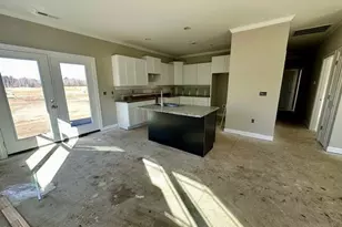 926 Micro Rd W, Selma, NC 27576 - Photo 5