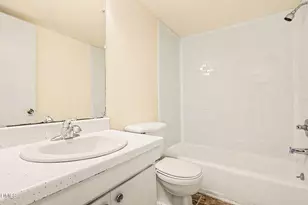 1010 Sandlin Pl, Raleigh, NC 27606 - Photo 11