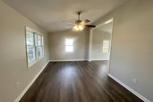 403 S Market St, Benson, NC 27504 - Photo 3