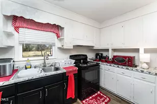 170 Flowers Rd, Mount Olive, NC 28365 - Photo 15