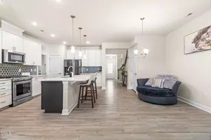 718 Toulouse Ct, Cary, NC 27519 - Photo 15