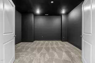 718 Toulouse Ct, Cary, NC 27519 - Photo 25