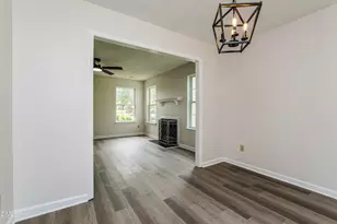 504 Pegstone Ct, Fuquay Varina, NC 27526 - Photo 5