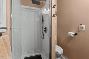 717 Lakeside Dr, Sanford, NC 27330 - Photo 9