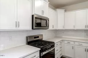 1008 Shovelhead Dr, Durham, NC 27703 - Photo 9