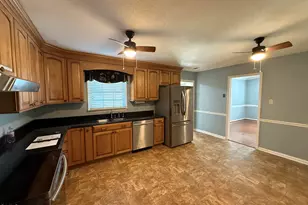 101 Clubview Ct, Rocky Mount, NC 27804 - Photo 7