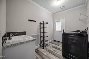 8260 N Carolina 42, Holly Springs, NC 27540 - Photo 27