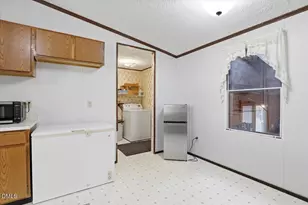 125 S Creek Dr, Louisburg, NC 27549 - Photo 15