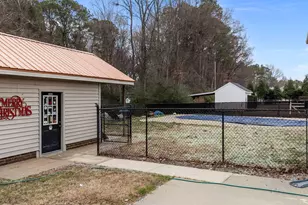 1055 Kelly Dr, Nashville, NC 27856 - Photo 11