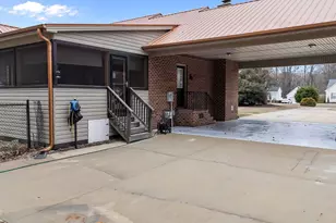 1055 Kelly Dr, Nashville, NC 27856 - Photo 11