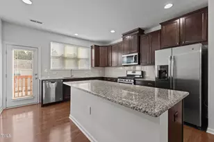 2027 Hayes Ln, Holly Springs, NC 27540 - Photo 11