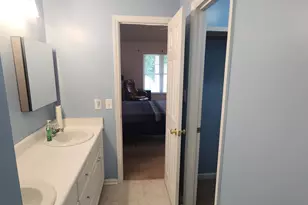 107 Oak Park Dr, Benson, NC 27504 - Photo 29