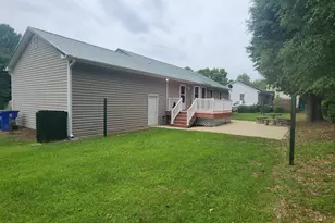 107 Oak Park Dr, Benson, NC 27504 - Photo 59