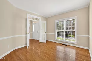 102 Hemingford Grey Ct, Cary, NC 27518 - Photo 11