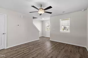 1025 Peony Ln, Youngsville, NC 27596 - Photo 5
