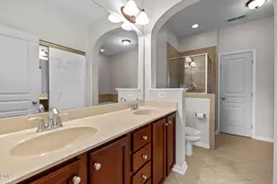 10122 Glen Autumn Rd, Raleigh, NC 27617 - Photo 29