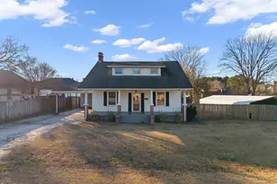 304 S 17th St, Erwin, NC 28339 - Photo 5