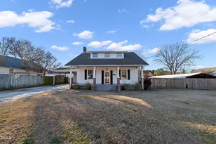 304 S 17th St, Erwin, NC 28339 - Photo 5