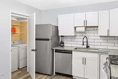 1002 Willow Drive #Apt 107, Chapel Hill, NC 27514 - Photo 5