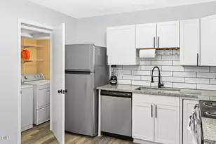 1002 Willow Dr, Chapel Hill, NC 27514 - Photo 5