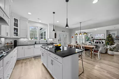 21 N Rosebank Drive, Chapel Hill, NC 27516 - Photo 13