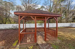 541 Spruce Meadows Ln, Willow Springs, NC 27592 - Photo 35