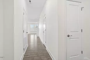 11 Wildflower Cir, Clayton, NC 27520 - Photo 7