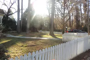 855 Park Ave, Henderson, NC 27536 - Photo 11