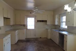 855 Park Ave, Henderson, NC 27536 - Photo 27