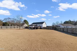 60 Applecross Dr, Clayton, NC 27520 - Photo 35