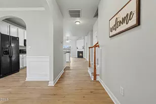 605 Beech Hanger Dr, Morrisville, NC 27560 - Photo 5