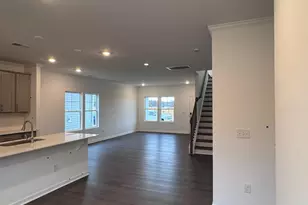 504 Venetian Dr, Sanford, NC 27332 - Photo 7