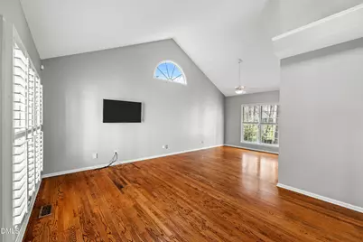 9509 Leslieshire Drive, Raleigh, NC 27615 - Photo 5