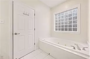 1218 Champions Pointe Dr, Durham, NC 27712 - Photo 19