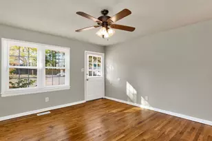 2811 Club Plaza Rd, Raleigh, NC 27603 - Photo 9