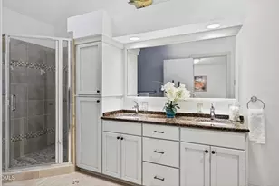 2000 Tiverton Ct, Raleigh, NC 27615 - Photo 41