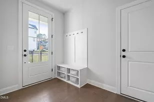 811 Amley Pl, Apex, NC 27523 - Photo 3