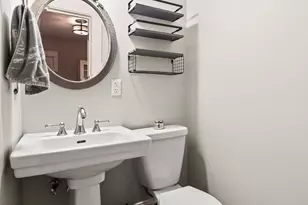 2013 Glenwood Ave, Raleigh, NC 27608 - Photo 21