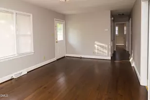 513 N 5th St, Mebane, NC 27302 - Photo 7