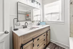 305 N 10th St, Erwin, NC 28339 - Photo 23