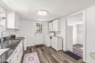 305 N 10th St, Erwin, NC 28339 - Photo 11