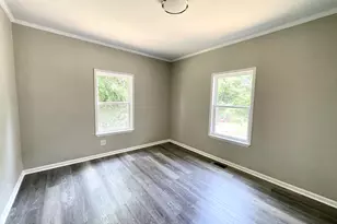 213 Hicks Cir, Roxboro, NC 27573 - Photo 7