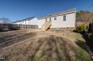 2113 McKinnon Dr, Clayton, NC 27520 - Photo 7