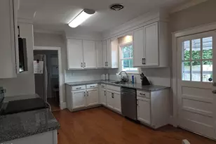 312 W Church St, Benson, NC 27504 - Photo 7